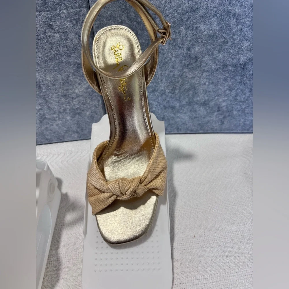 Lilly Pulitzer Gold Heels with Tan Bow